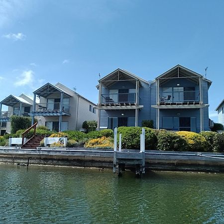 Captains Cove Resort - Waterfront Apartments Paynesville Eksteriør billede