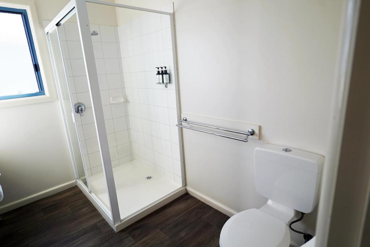 Captains Cove Resort - Waterfront Apartments Paynesville Eksteriør billede